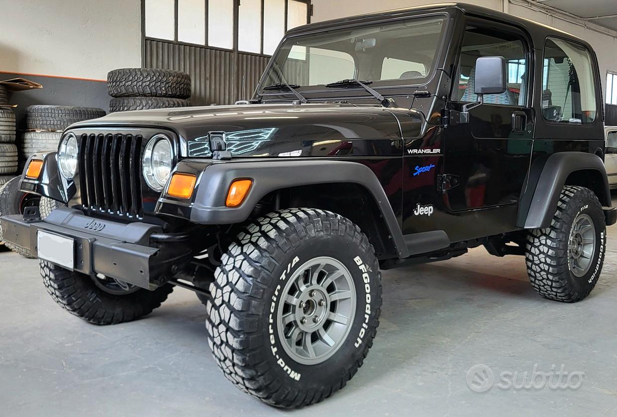 Jeep Wrangler 1ª-2ª s.