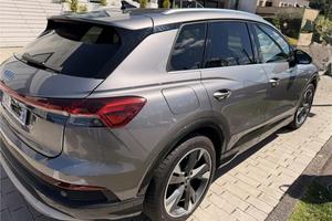 AUDI Q4 etron