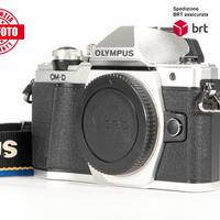 Olympus OM-D E-M10 II