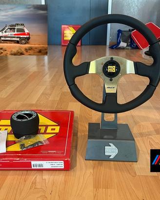 Volante MOMO RACE GOLD + mozzo per Fiat Panda raid