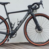 Bici gravel in carbonio Megamo Silk taglia XS