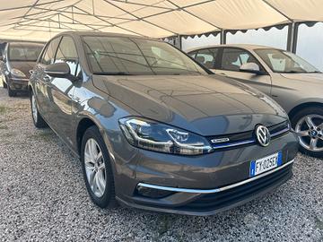Volkswagen Golf - 2019 1.5 TGI DSG 130 CV