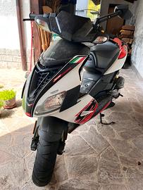 Aprilia SR 50 (2 tempi)