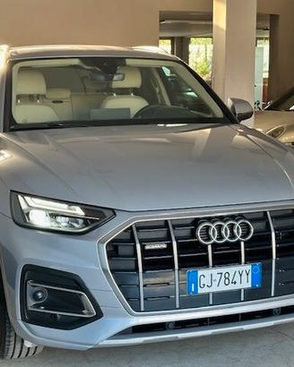 Audi Q5 40 TDI 204 CV quattro S tronic 87.000KM IV