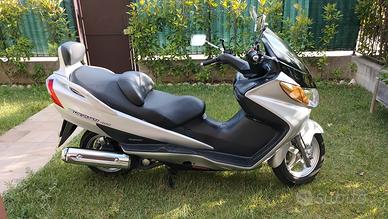 suzuki Burgman AN 400 