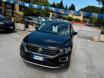 "DA VETRINA " Volkswagen T-Roc 1.5 TSI ACT FULL