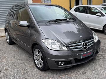 Mercedes-benz A 160 AUTOMATIC Premium 91m.km GARAN