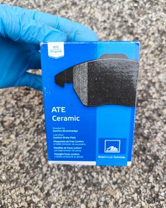 ATE Ceramic 13.0470-2820.2 Kit pastiglie freni