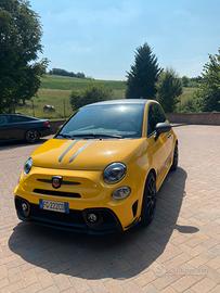 Abarth 595 competizione