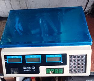 bilancia professionale elettronica ricaricabile 