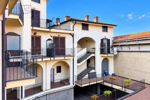3 LOCALI A LA CASSA