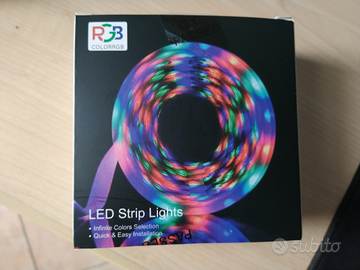 Striscia Led RGB 5 metri controllabile via App