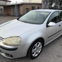 VOLKSWAGEN Golf 1.4 16V 5p. senza nessun lavoro