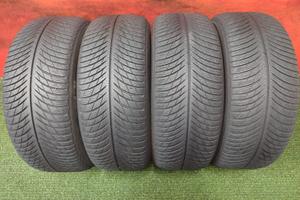 235 50 19 Gomme Invern Volvo XC40 GLA Q3 235 50R19