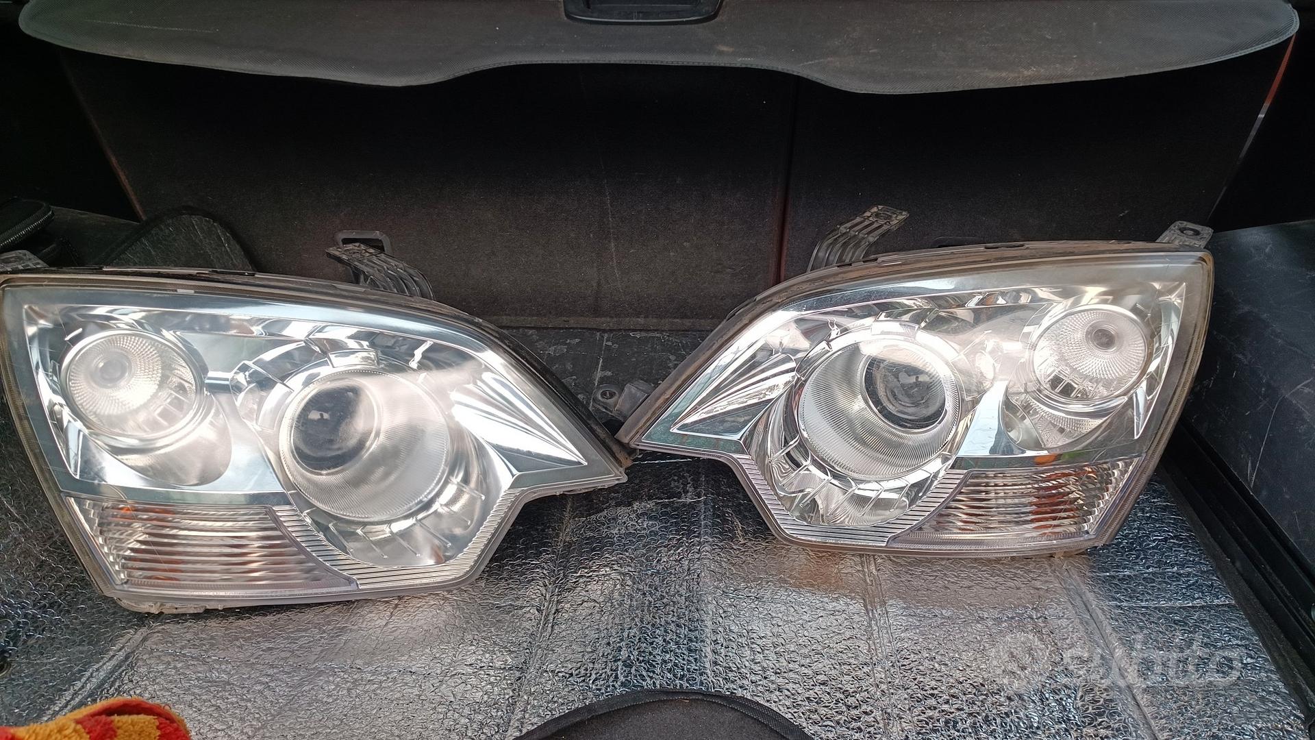 fari Opel antara - Accessori Auto In vendita a Napoli
