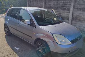 Ford Fiesta 1.4 5p