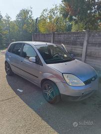 Ford Fiesta 1.4 5p