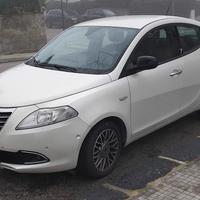 Lancia ypsilon 0.9 twinair 85 cv