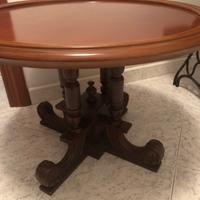 Tavolino di legno antico