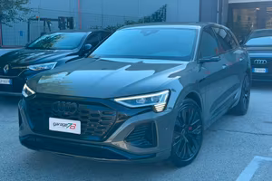 Audi Q8 e-tron 55 quattro S line edition
