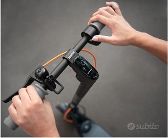 SEGWAY NINEBOT KICKSCOOTER F40E