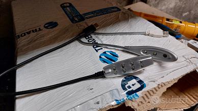 Luce led sa tastiera USB