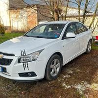  Chevrolet Cruze 1.8 GPL e benzina 2011