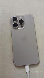 Iphone 15 pro e Air pods 3 pro