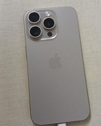 Iphone 15 pro e Air pods 3 pro