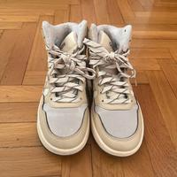 Scarpe Adidas nuove n.39 – stile urban inverno