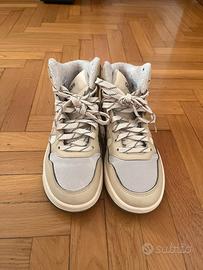 Scarpe Adidas nuove n.39 – stile urban inverno