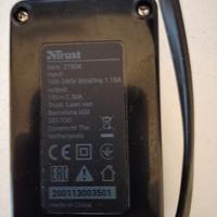 Alimentatore universale per Notebook Trust
