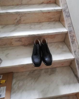 Vestiario/mimetiche/scarpe