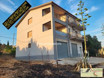 Villa Aragona Caldare mq 450 magazzini mansarda