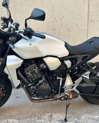 Honda cb1000r 2020