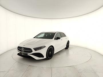 MERCEDES-BENZ A 200 AMG Line Advanced Plus auto