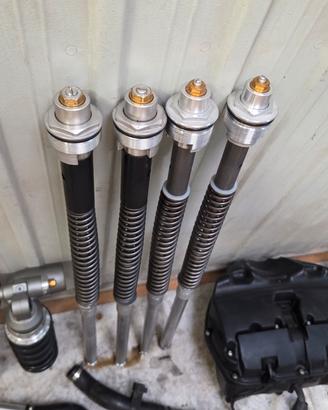 ricambi Yamaha r6 06/16 e qualcosina  per r6 17/26