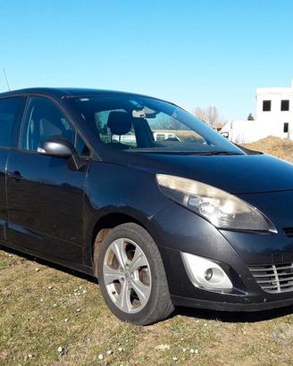 Ricambi Renault Scenic 3 Serie 1.5 Dci Anno 2010
