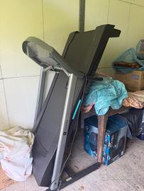 Tapis roulant elettico Domyos funzionante
