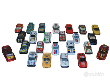 Collezione di 24 Modellini di Auto Senza Scatola