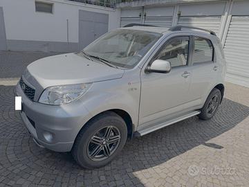 Daihatsu Terios 09/2015 - 19800 km