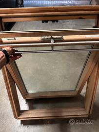 Velux GGL M04 in legno- 6 pezzi disponibili a 800€