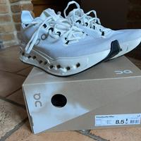 ON Cloudsurfer Max bianche n.42