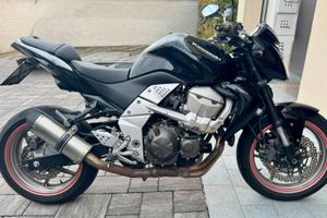 Kawasaki Z750 Black Edition 2012