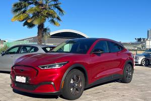 Ford Mustang Mach-E Elettrico Standard 269CV