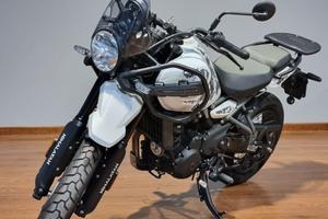 Royal Enfield Himalayan 450 Kamet white tubeless