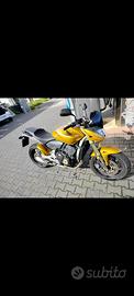 Honda Hornet 600 del 2007 con 24.000km