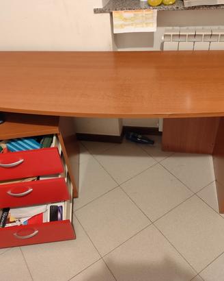Scrivania con cassettiera 150x60x73