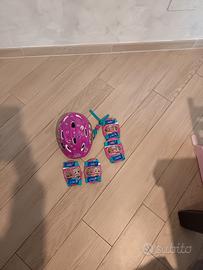 caschetto più protezioni 