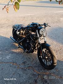  Harley 883 anno 2010